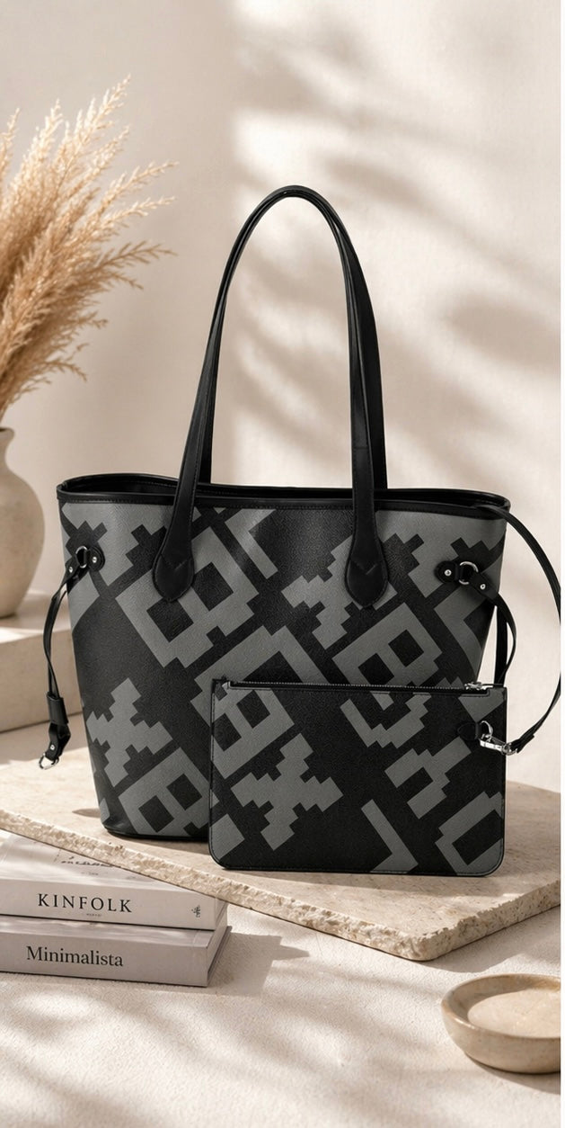 G Tote bag